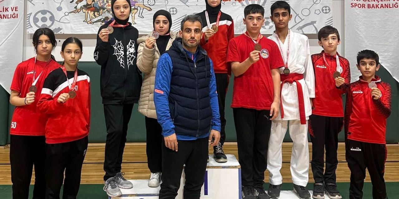 Karate İl Seçmelerinde Körfezli Sporcular Başarı Elde Etti