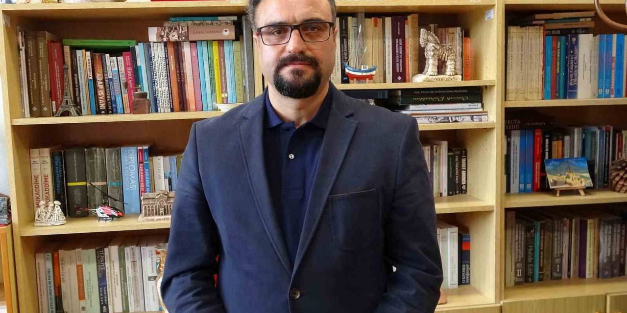 Prof. Dr. İsmail Köse İran-pakistan Gerilimine Dikkat Çekti, İran’ın Kendisine Yeni Hedef Olarak Pakistan’ı Seçtiğini Duyurdu