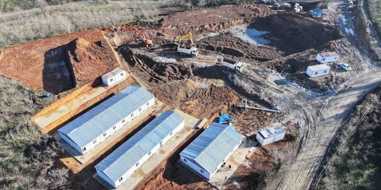 Akçakoca Devlet Hastanesi İnşaatında Çalışmalar Sürüyor