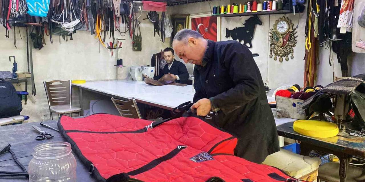 Konya’nın Son Saracı 55 Yıldır Sanatına Devam Ediyor