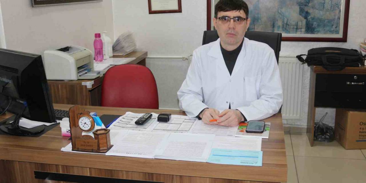 78 Yaşındaki Hastanın Safra Kesesinden Yüzlerce Taş Çıktı