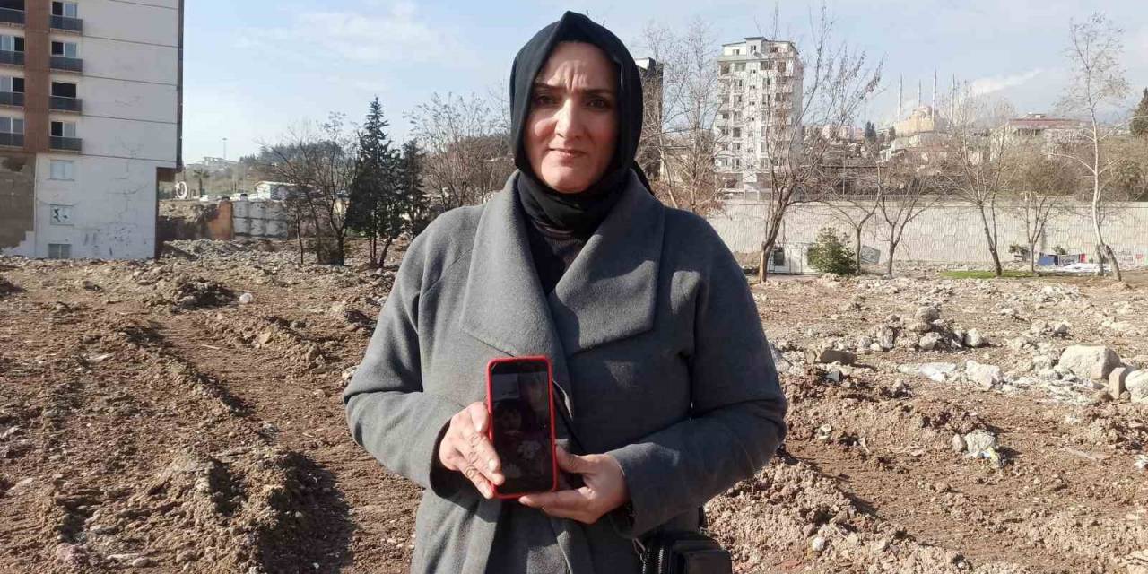 Eniştesinin Ölüm Yıl Dönümünde Ablasını Kaybetti