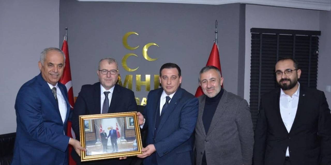 Mhp’den Ak Parti’nin Ziyaretine Yoğun Katalım