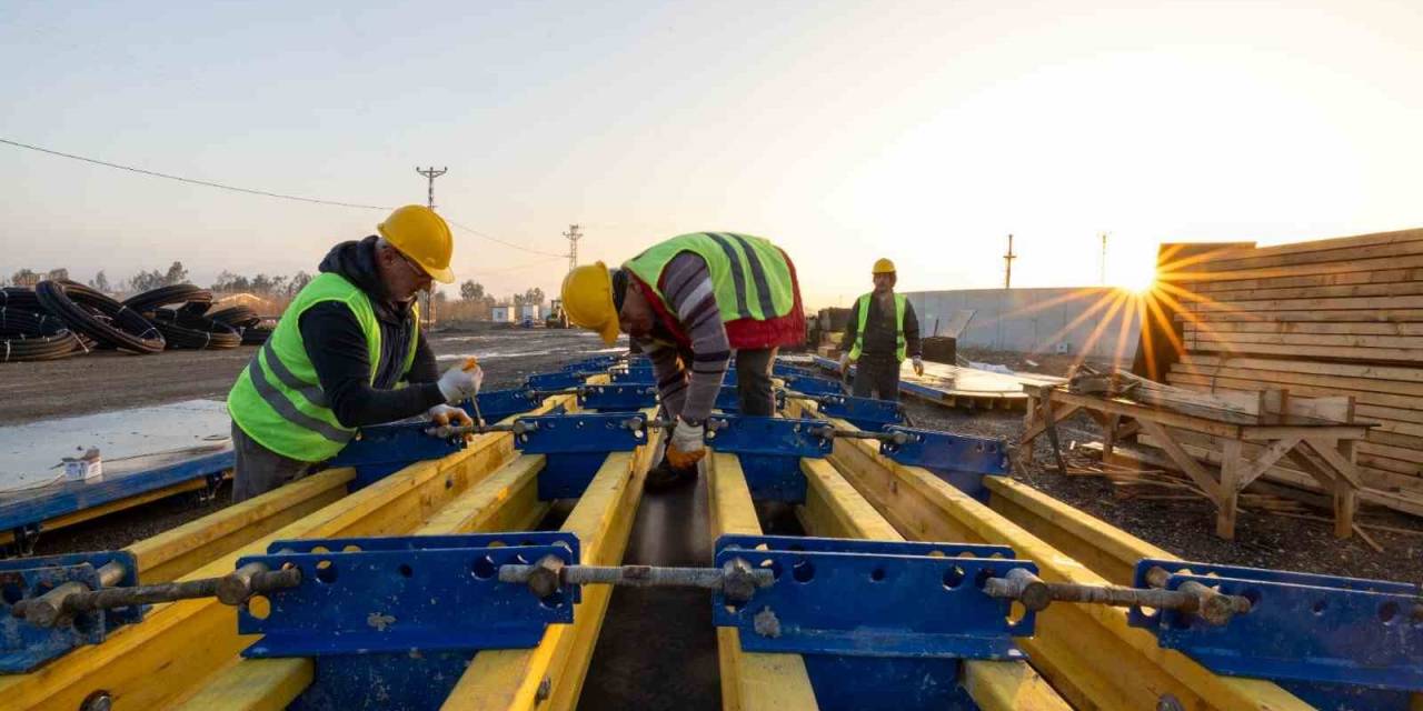 İzsu’dan ’geleceğe Miras’ Sloganıyla 28 Milyarlık Toplu Açılış Ve Temel Atma Töreni