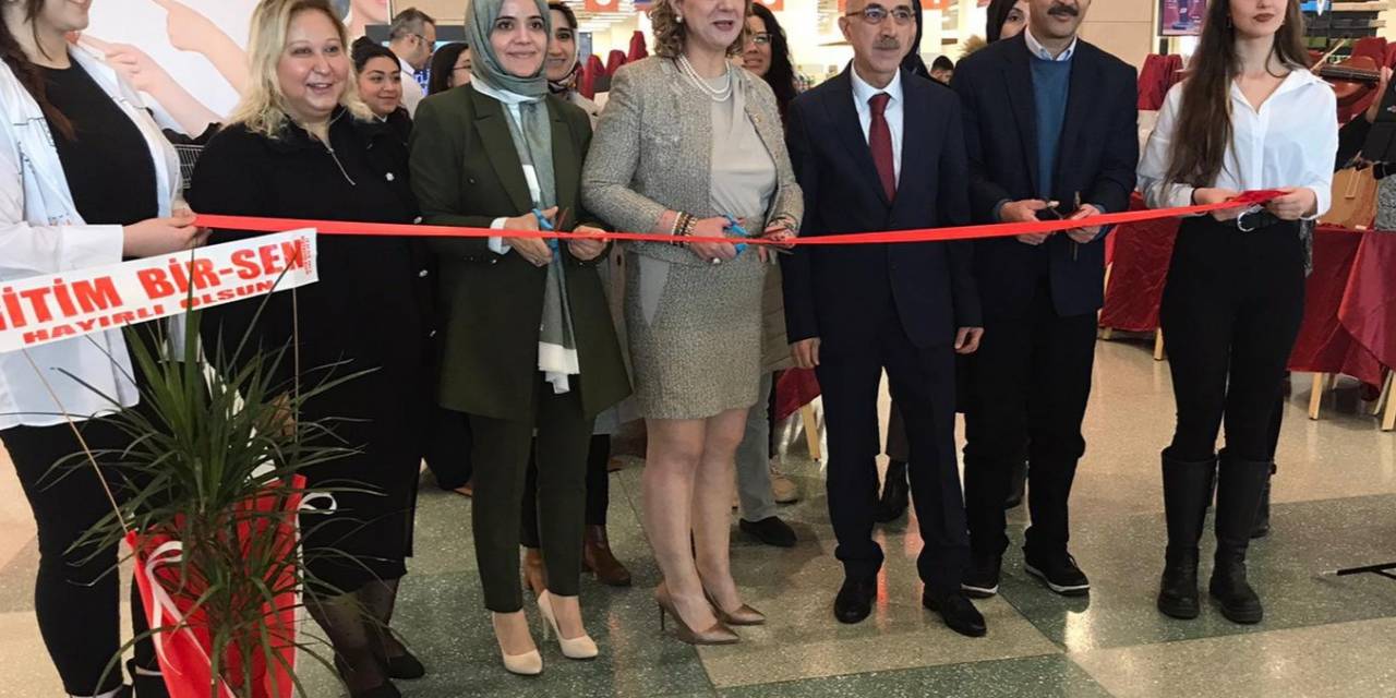 Kahramanmaraş’ta ’geri Dönüşümden Sanata’ Resim Sergisi