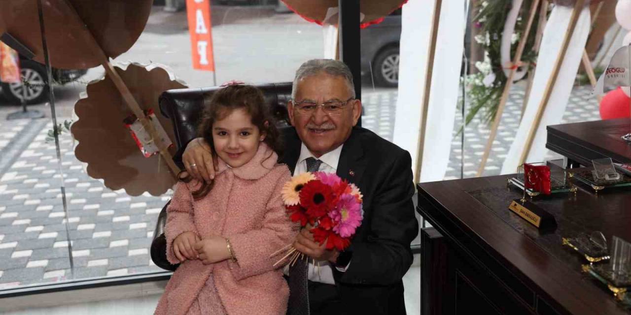 Başkan Büyükkılıç, Yeni Mahalle Esnafı İle Buluştu