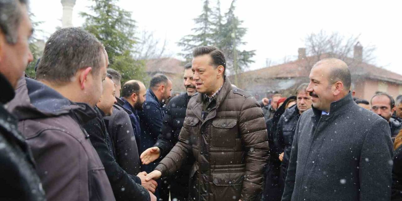 Hatipoğlu’na Davullu Zurnalı Karşılama