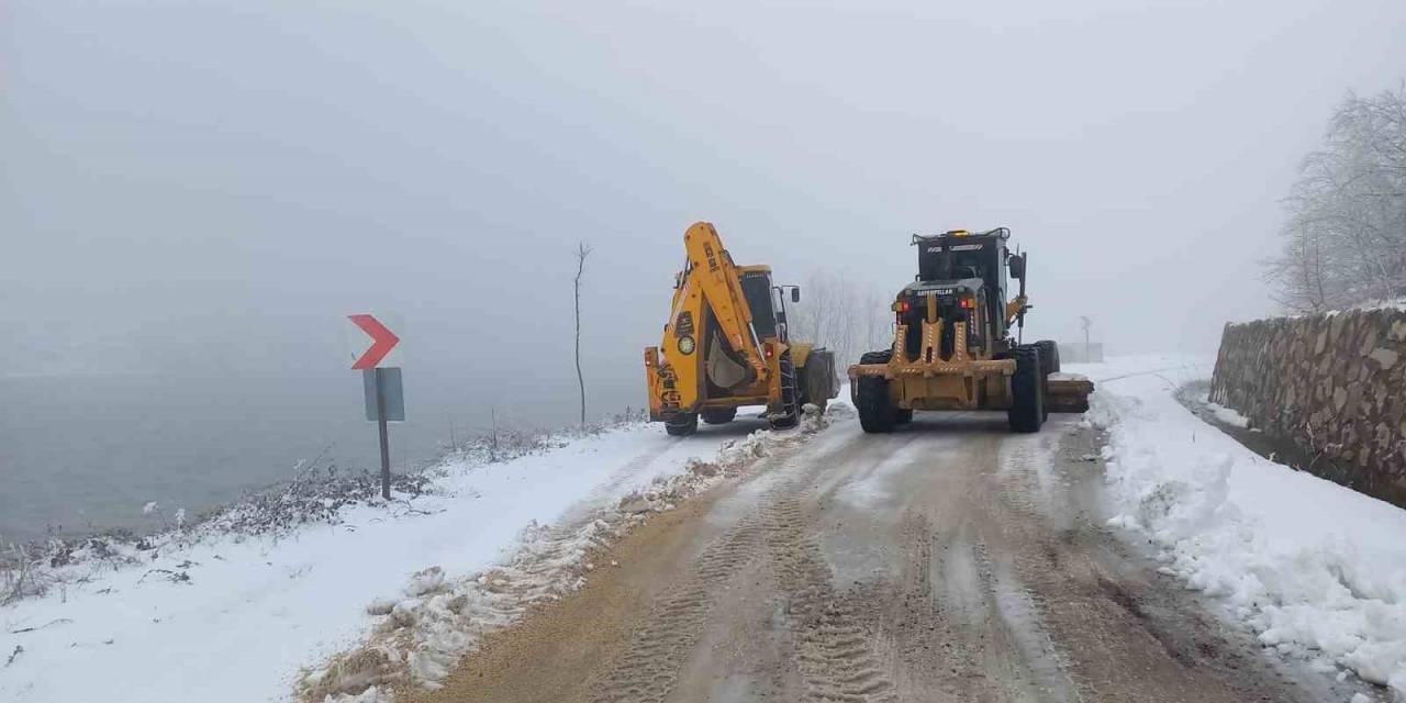 Nilüfer’de Karla Mücadele Ekipleri Seferber Oldu