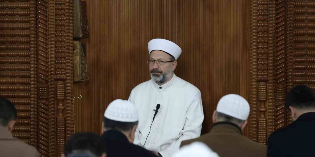 Diyanet İşleri Başkanı Erbaş, Sabah Namazında Kızılcahamamlılarla Bir Araya Geldi