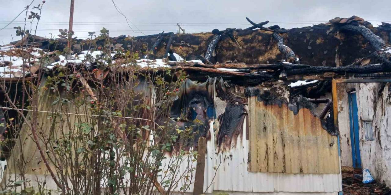 Hayrabolu’da Müstakil Ev Yangını