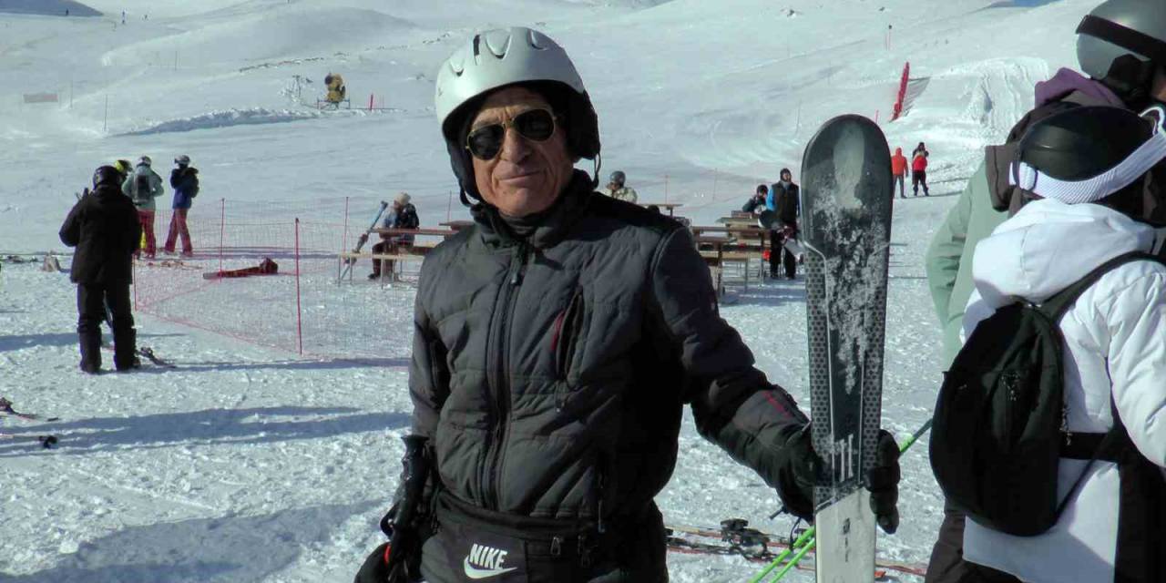 80 Yaşında Kayak Tutkusu: 10 Yaşında Başladığı Kayağı 70 Yıldır Bırakmıyor