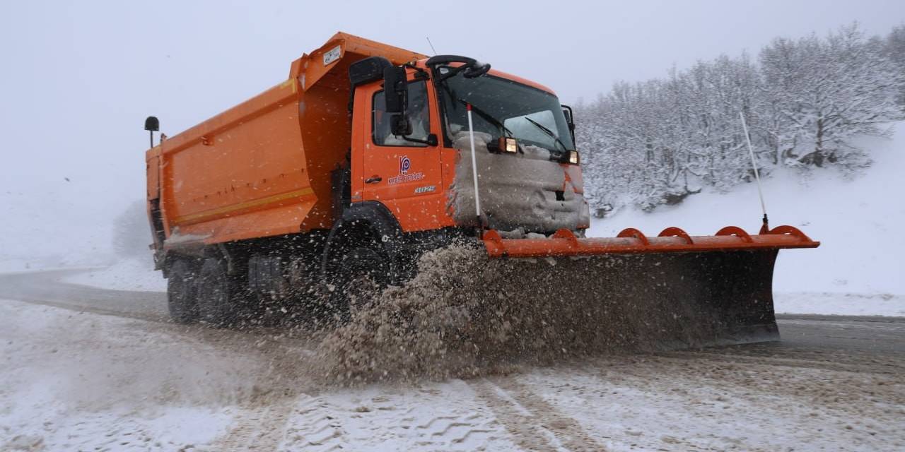 Sivas’ta 158 Yerleşim Yolu Araç Ulaşımına Kapalı