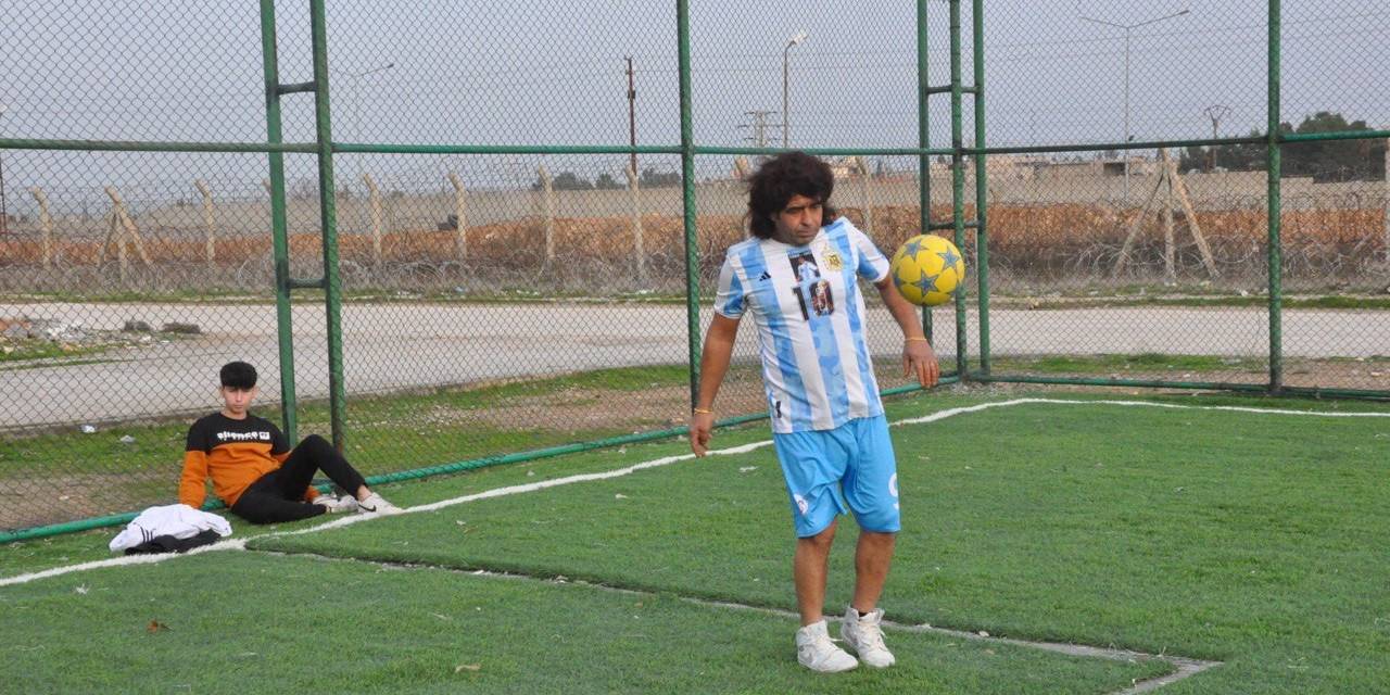 Maradona’ya Benzerliği İle Herkesi Şaşırtıyor