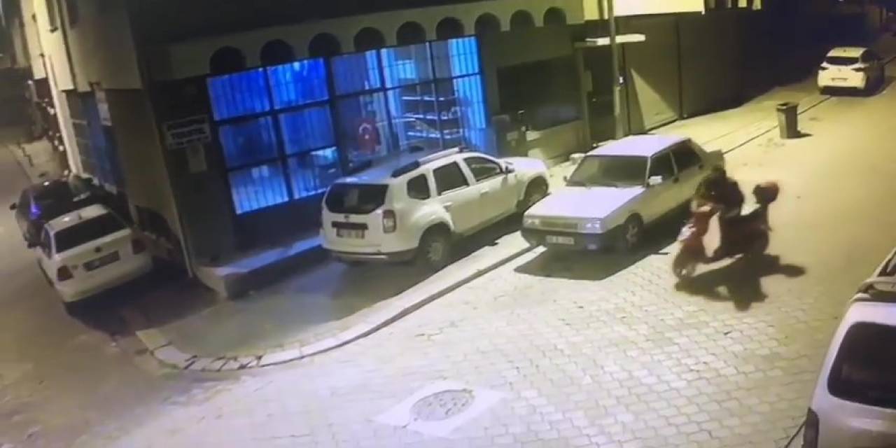 Hırsızın Rahat Tavrı Kameralara Yansıdı