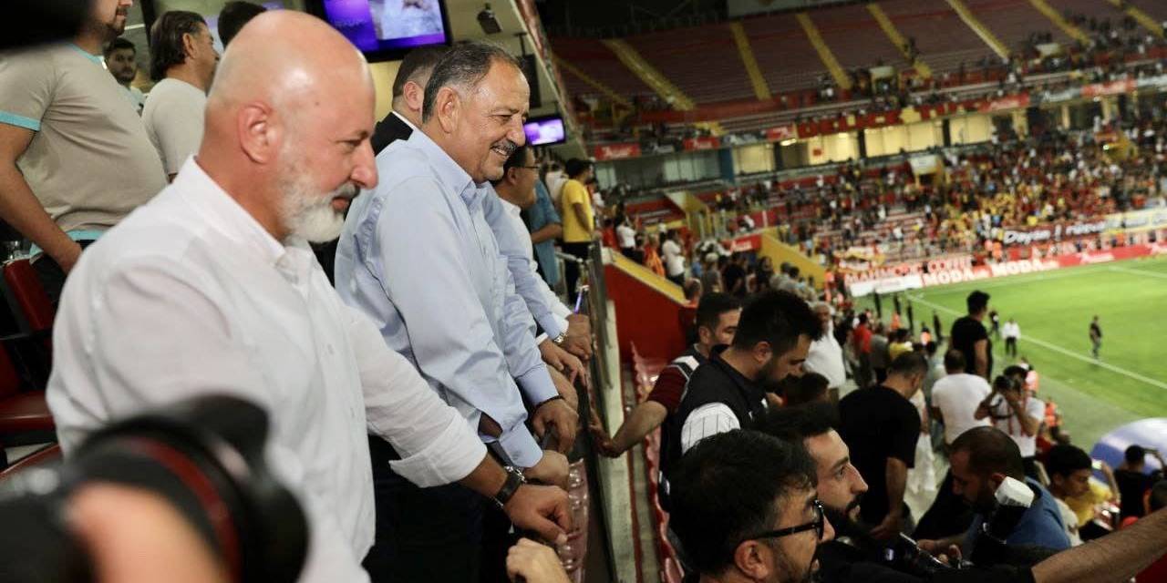 Başkan Çolakbayrakdar’dan Kayserispor’a Destek