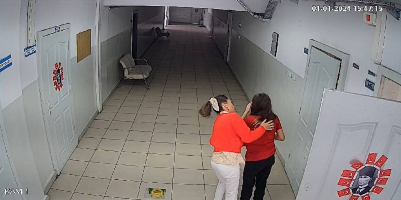 Öğrencisini Heimlich Manevrası İle Kurtaran Öğretmen O Anları Anlattı