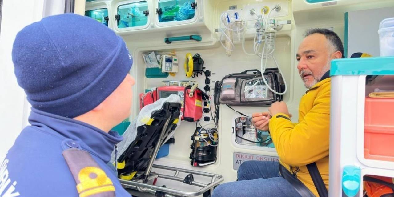 Marmara’da Sürüklenen Geminin 7 Mürettebatı Kurtarıldı