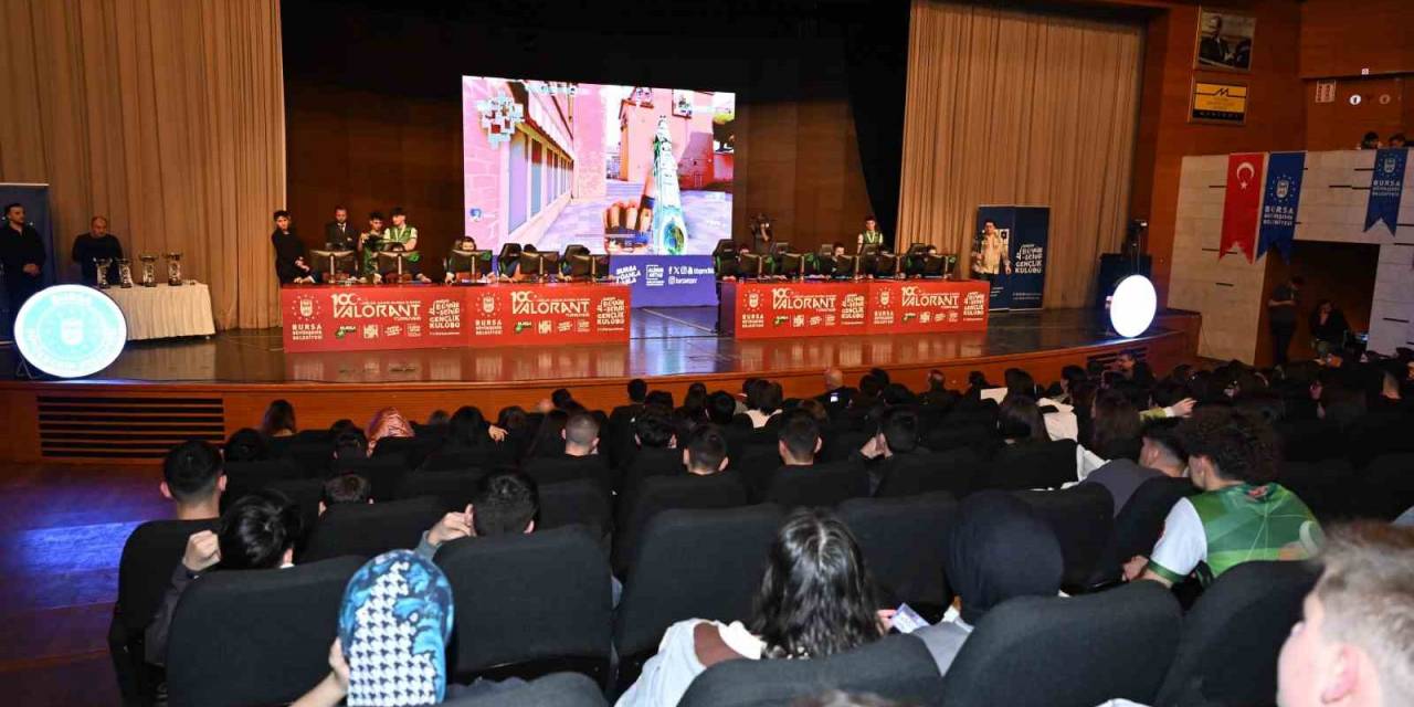 E-spor Turnuvası’nda Final Heyecanı