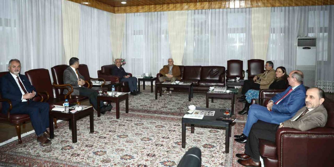 Akademik Ve Kültürel Bağları Güçlendirmeye Yönelik Ziyaretler Devam Ediyor