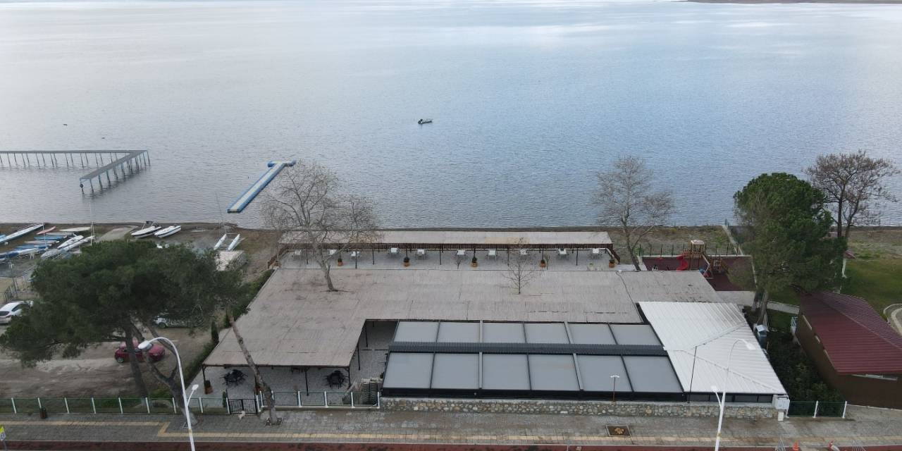 İznik’teki Sosyal Tesis Yeni Haliyle Hizmete Başladı