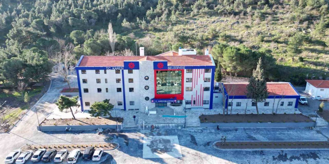 Karesi Belediyesi Yeni Binasına Taşındı
