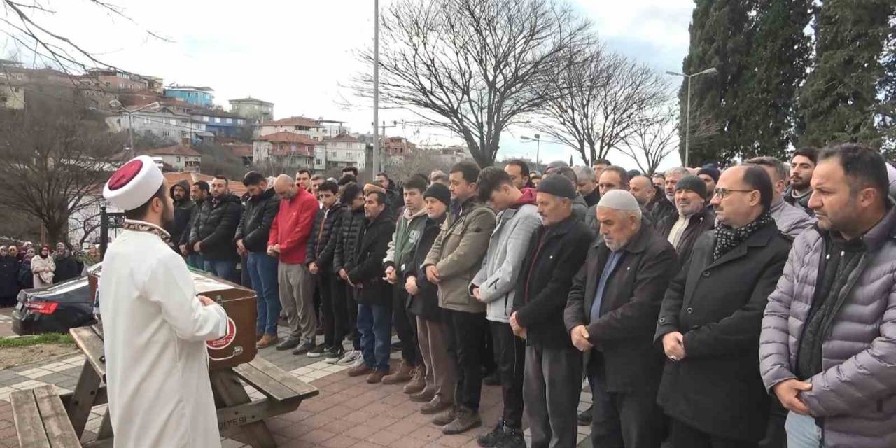 Küçük Zeynep Gözyaşları İçinde Toprağa Verildi