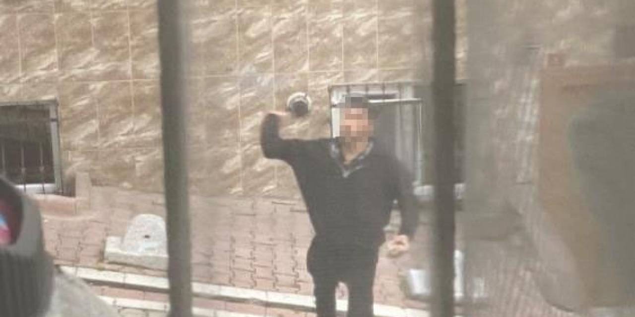 Esenyurt’ta Önüne Geleni Bıçaklayan Saldırgana İlişkin Yeni Detaylar Ortaya Çıktı