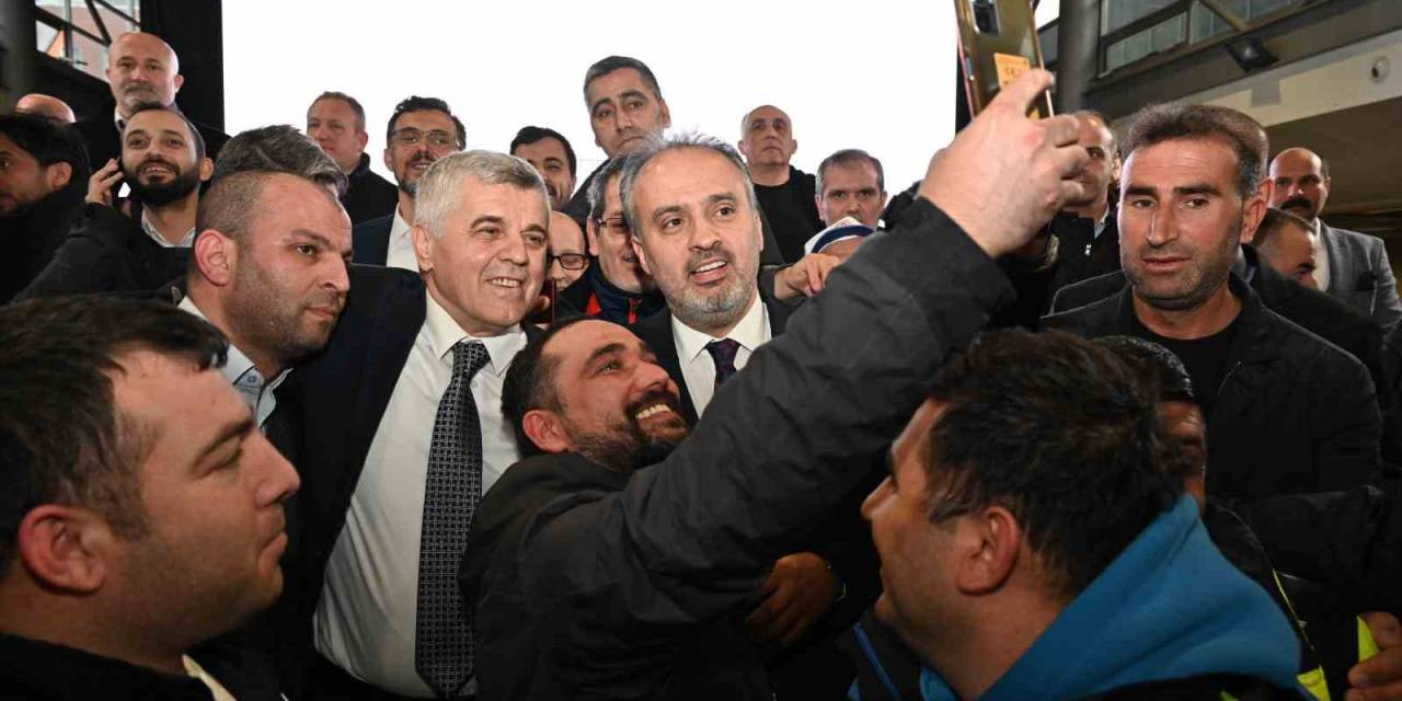 Bursa Büyükşehir’de Toplu Sözleşme Sevinci