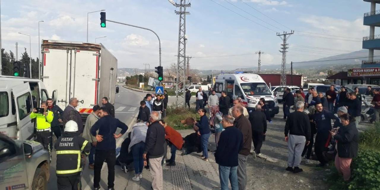 Hatay’da Trafik Kazası:3 Kişi Yaralı