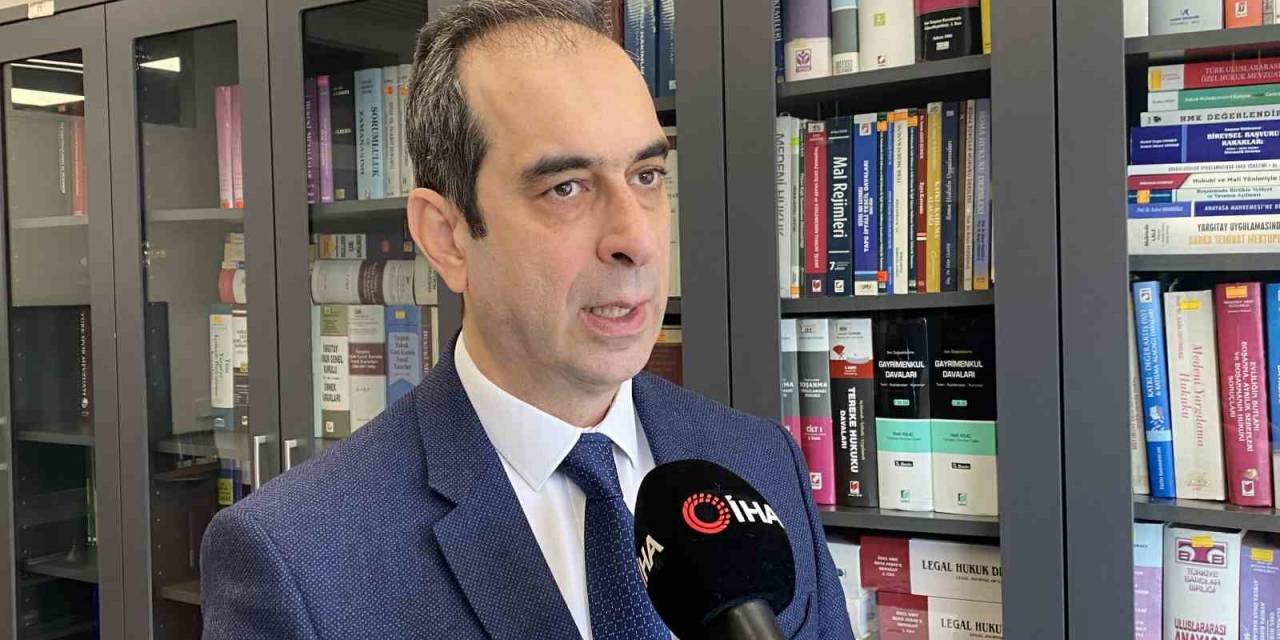 Emre Belözoğlu’nun Avukatı Mosturoğlu, "Whatsapp Mesajları Suç İşlendiğini Bilen Çok Kişi Olduğunu Gösteriyor"