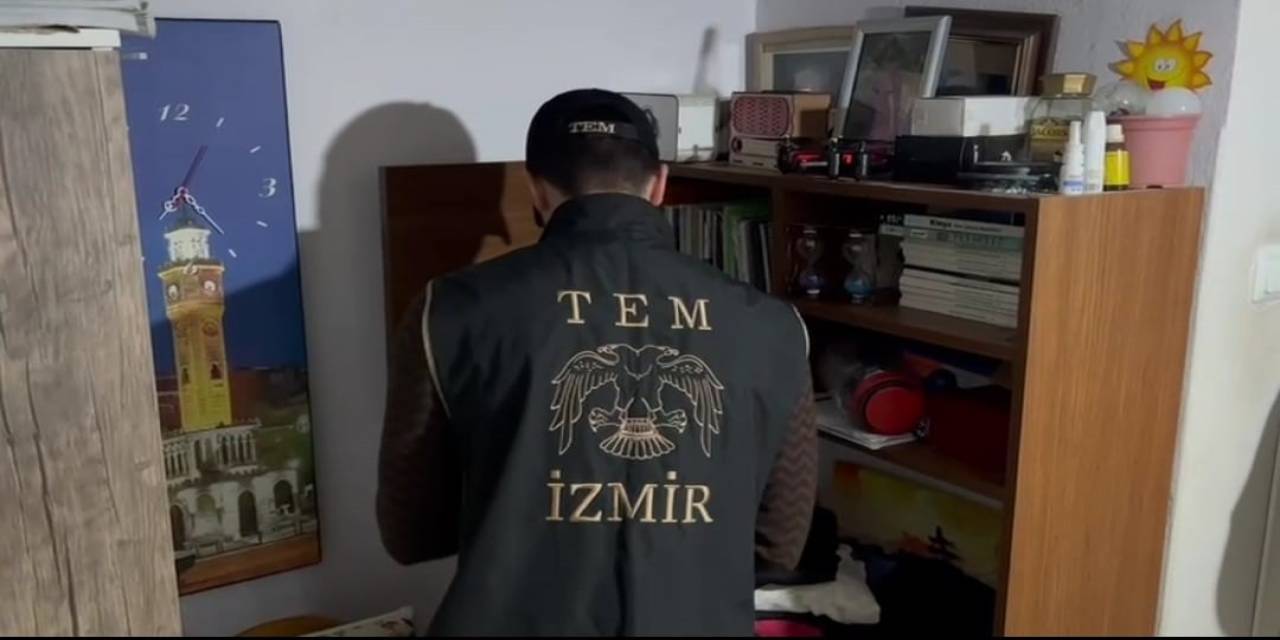 İzmir’de Fetö Şüphelilerine Yönelik Operasyon: 19 Gözaltı
