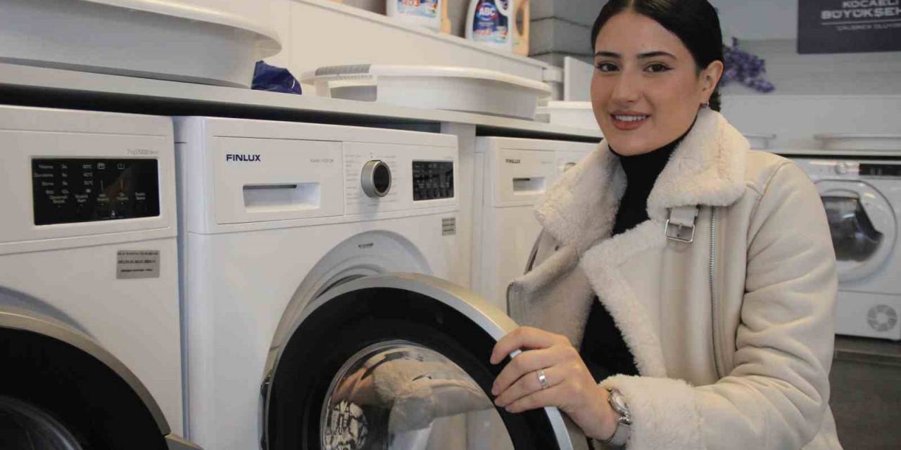 Öğrencilerin Çamaşır Yıkama Derdine Son