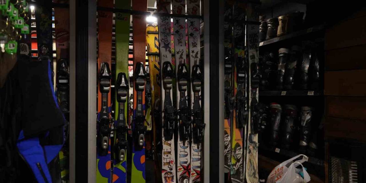 Kayak Severlerin Uğrak Noktası Uludağ Oldu