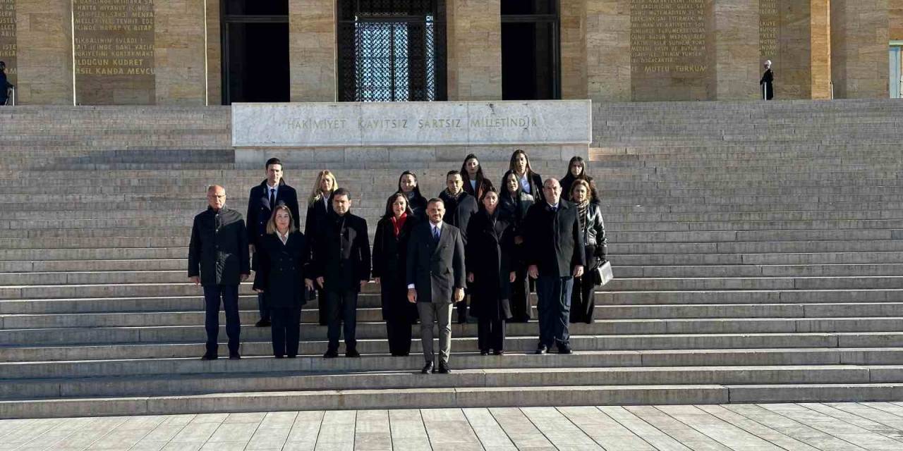 Kktc Cumhuriyet Meclisi Heyeti Anıtkabir Ziyaret Etti