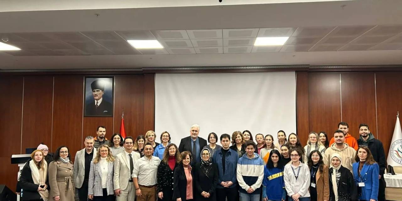 Kütahya’da ’olgular Eşliğinde Sağlık Bakımı İlişkili Enfeksiyonlara Yaklaşım’ Konulu Konferans