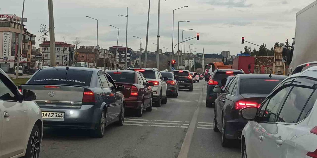 Samsun’da Trafiğe Kayıtlı Araç Sayısı 453 Bin 751 Oldu