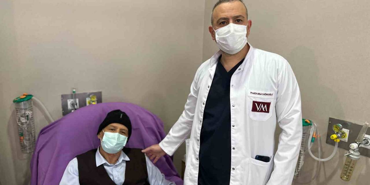 Kanser Olan Babasına Biyopsi Yapan Doktor Uyardı: "Biyopsi İle Kanser Yayılmaz"