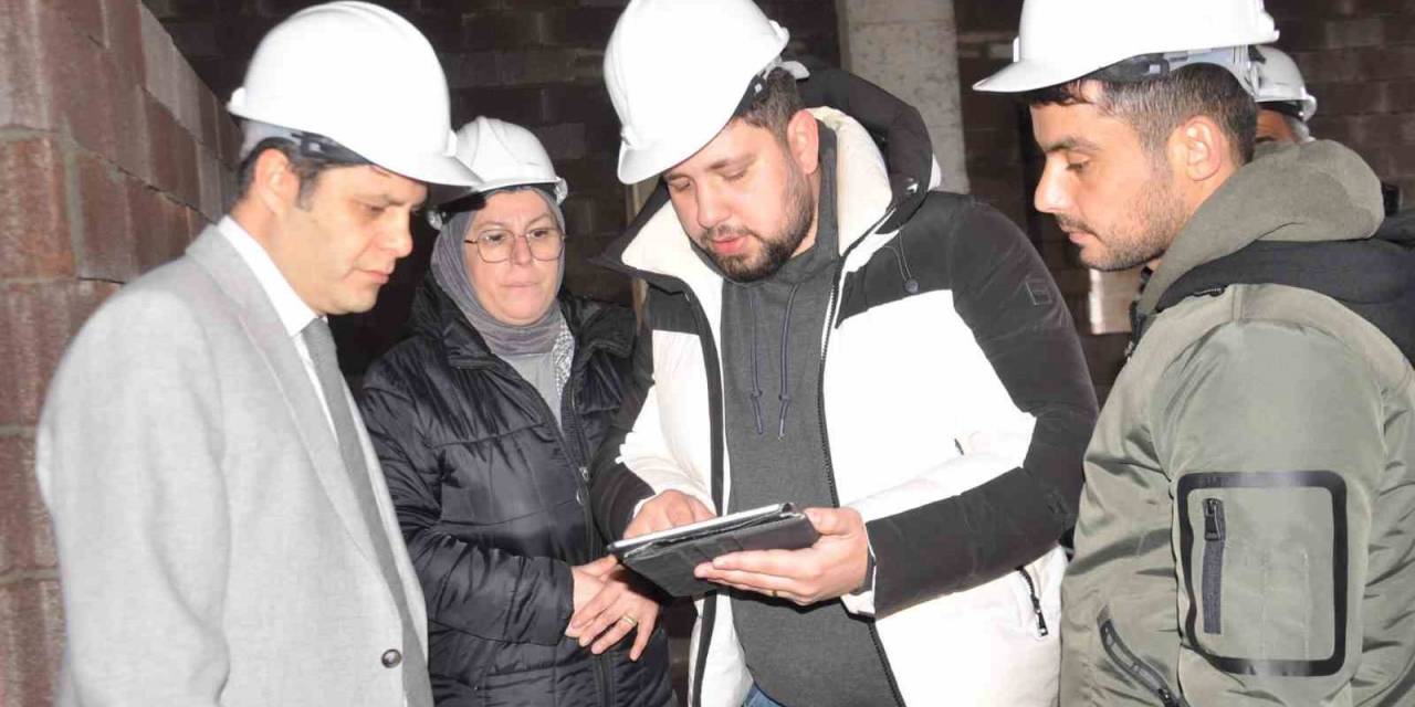 Sandıklı’da Hükümet Konağı Binası İnşaatı Devam Ediyor