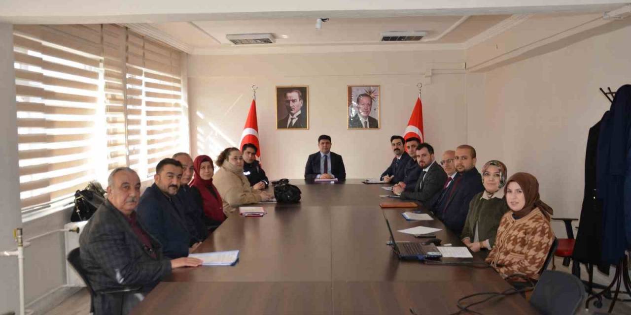 Emet’te Kadına Yönelik Şiddetle Mücadele Masaya Yatırıldı