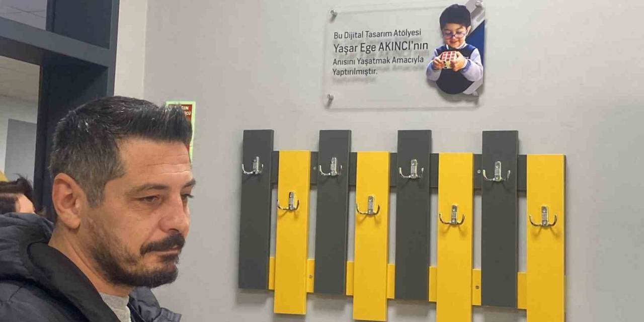 Acılı Babaya Öğretmen Arkadaşlarından Ağlatan Sürpriz