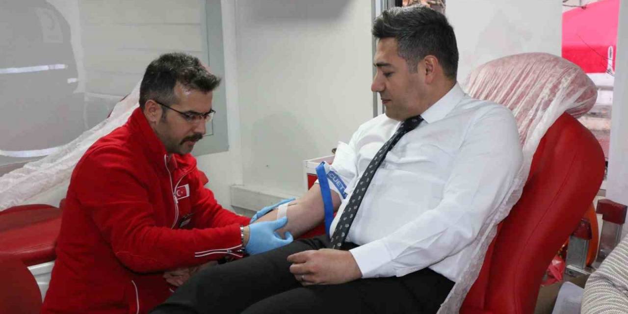 Kaymakam Özçelik: “Kan Bağışında Bulunmak, Bir Hayat Kurtarmakla Eş Değerdir”
