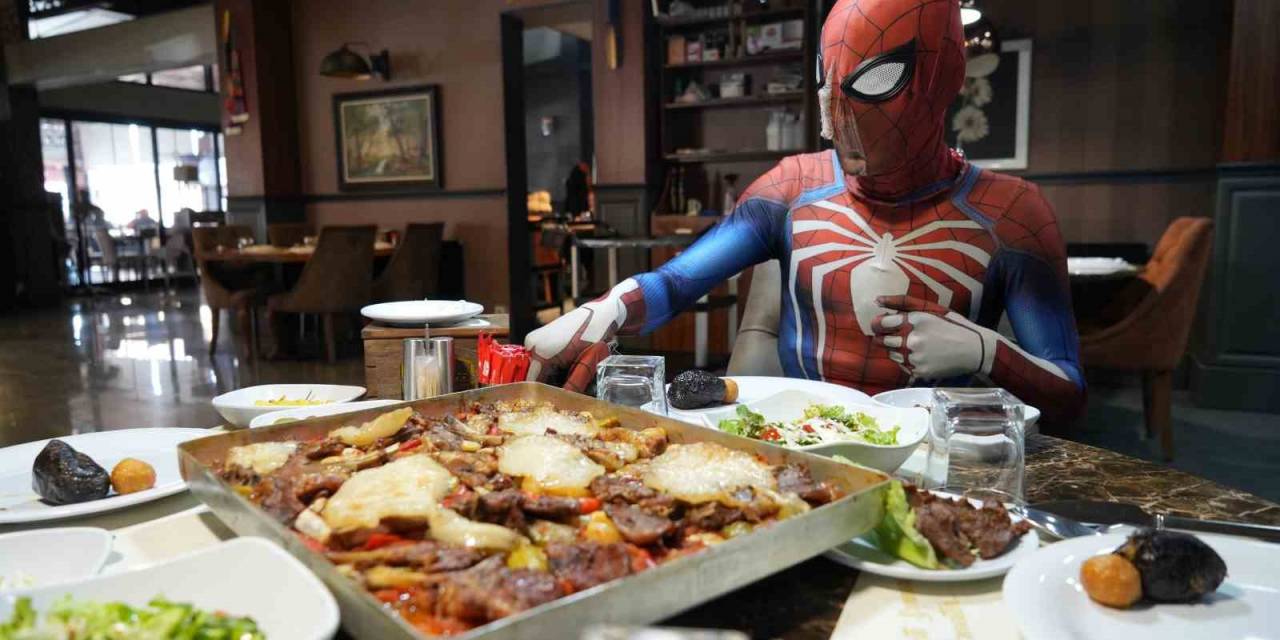 Şehir Şehir Gezen "Örümcek Adam" Kırıkkale’de: Yüzlerce Yıllık Efsane Lezzete Hayran Kaldı