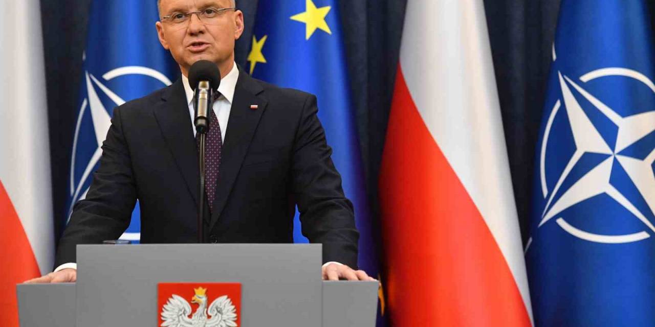 Polonya Cumhurbaşkanı Duda, Tutuklanan Eski İçişleri Bakanı Ve Yardımcısı İçin Af Çıkardı