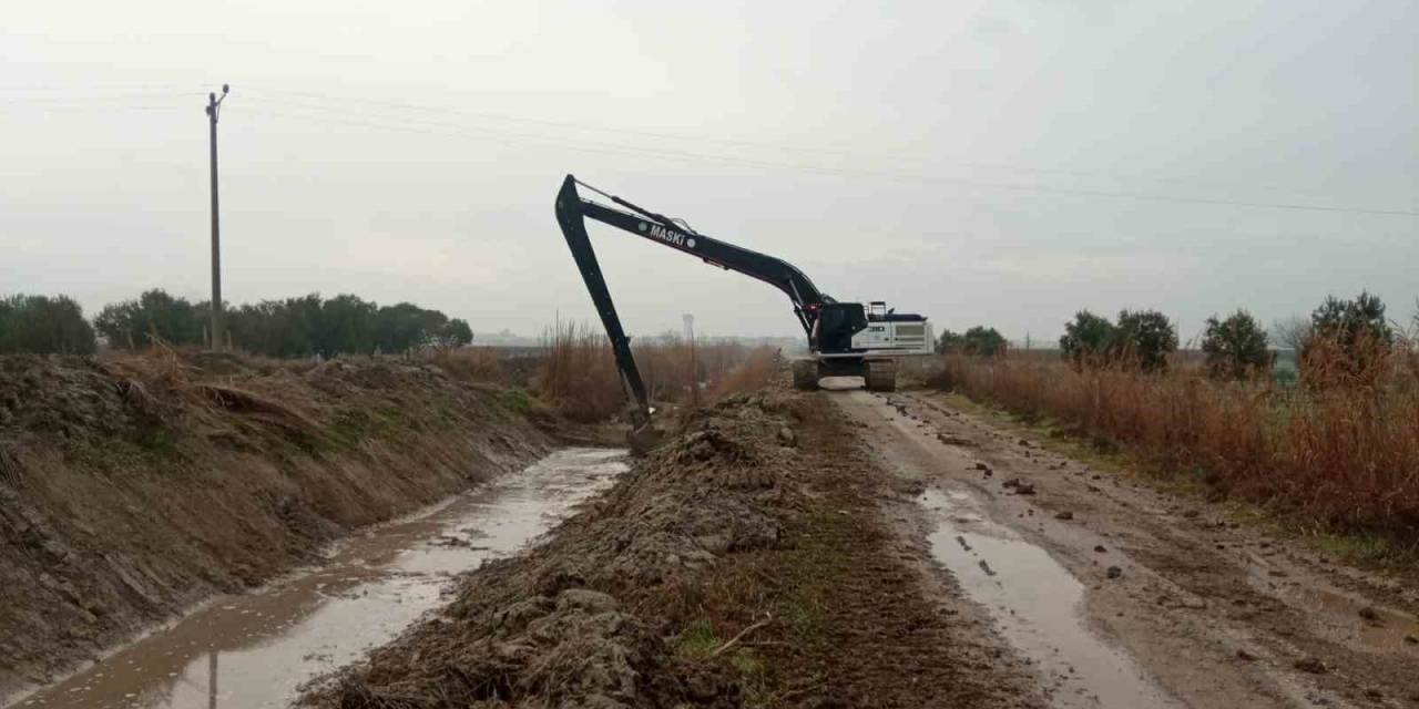 Maski’den Saruhan Mahallesinde 3.5 Kilometrelik Dere Temizliği