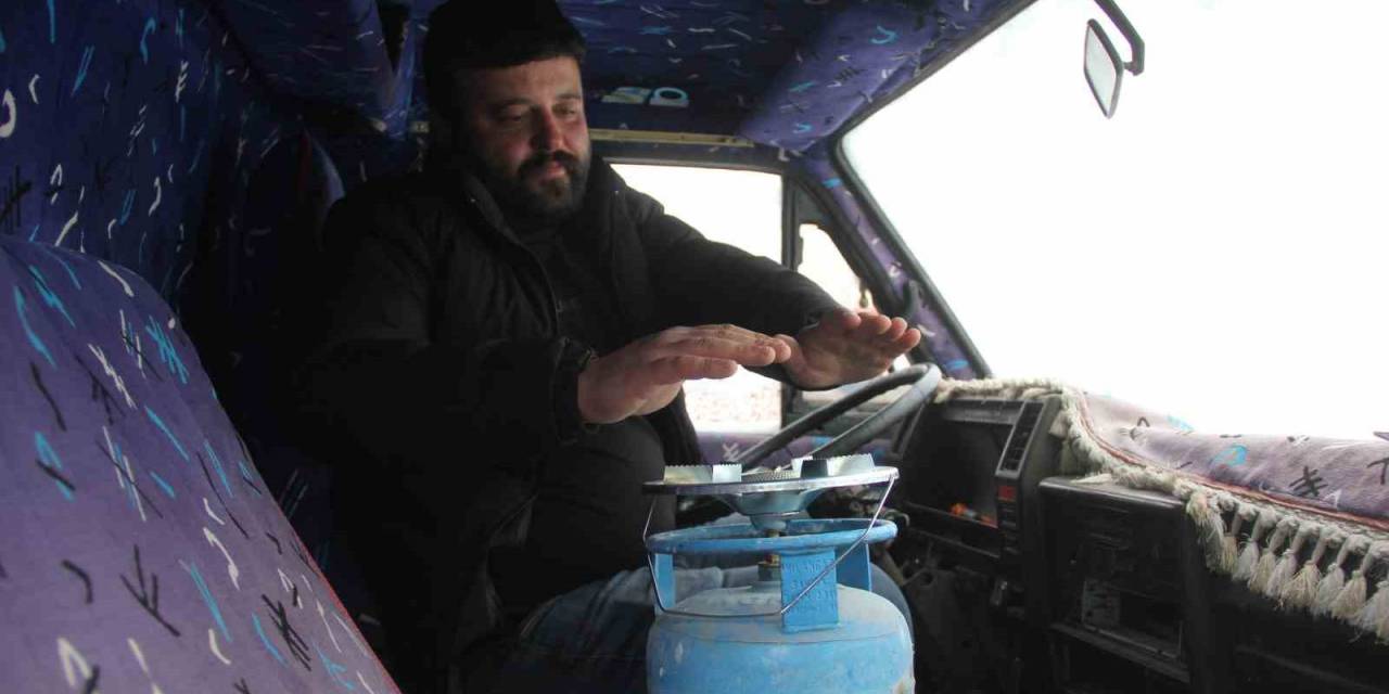 Sivas’ın Soğuk Havasına Dayanamadı, Yaptığıyla Hayrete Düşürdü