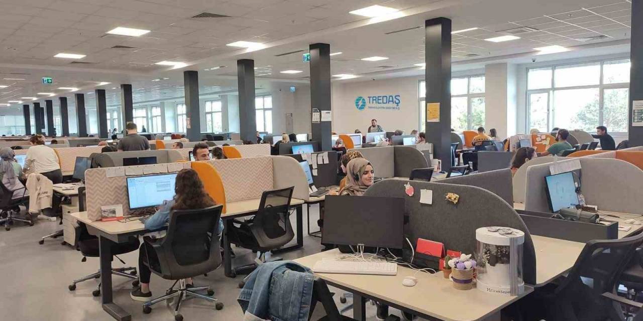 Bir Yılda 1 Milyonun Üzerinde Çağrıya Çözüm Üretti