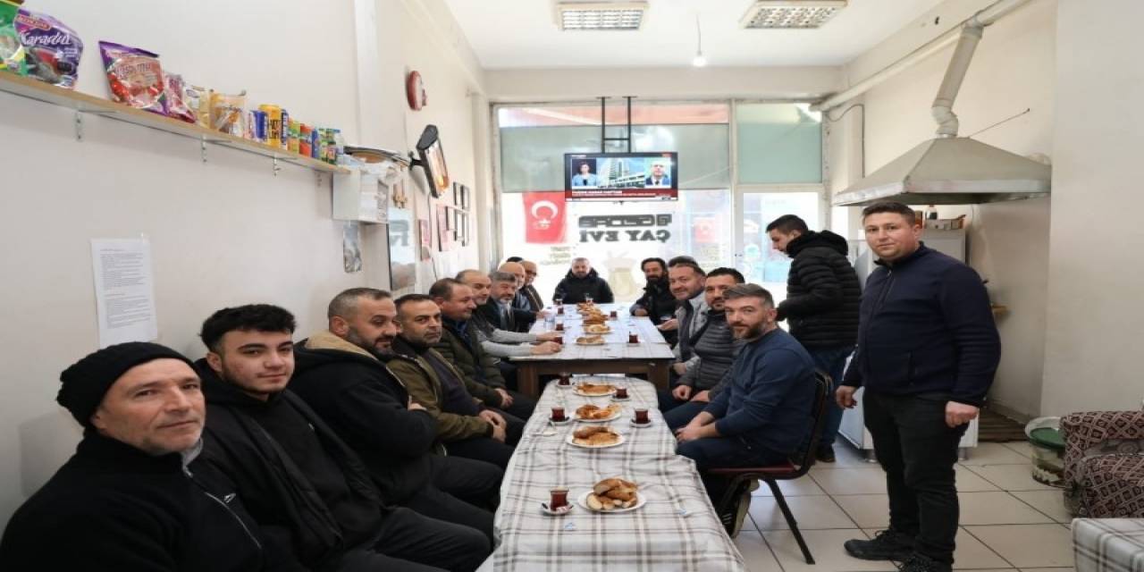 Başkan Akçadurak, Esnafla Kahvaltı Buluşmalarına Devam Ediyor