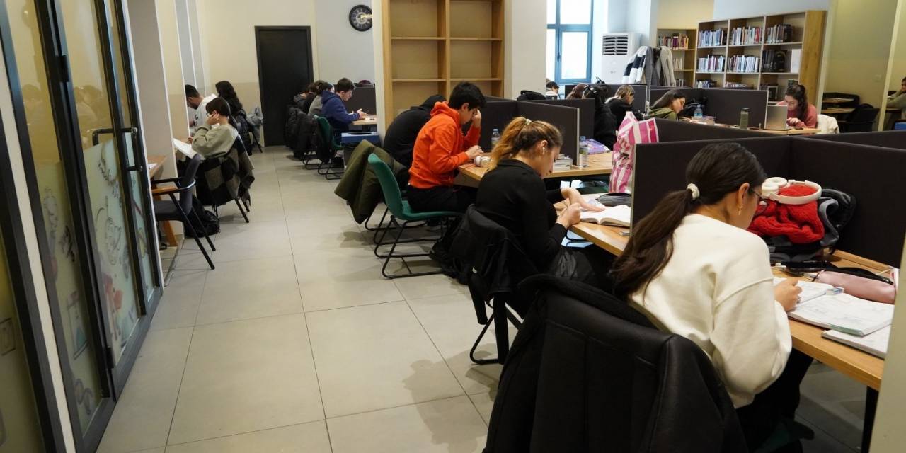 ’akıl Küpleri’ Yarıyıl Tatilini Fırsat Bilen Öğrencilerin Akınına Uğradı