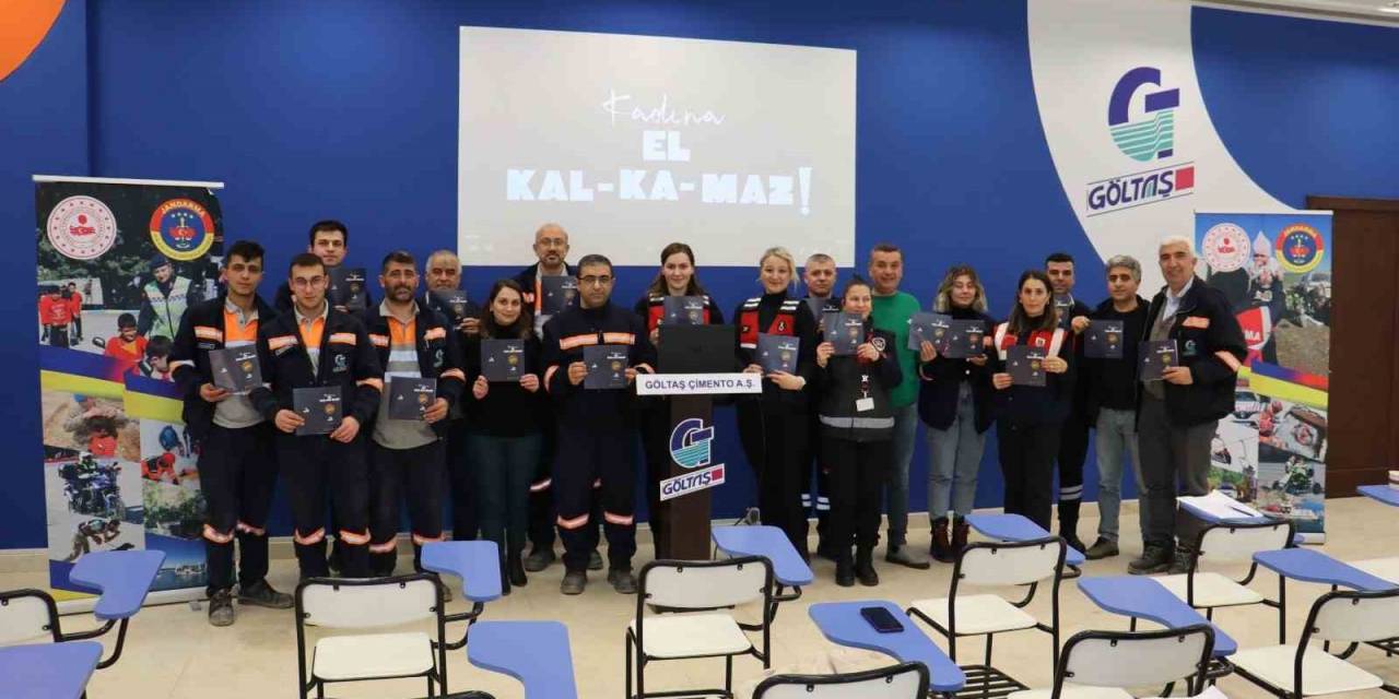 Jandarma Ekiplerinden İşçilere Eğitim