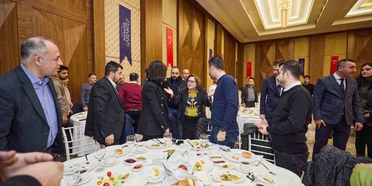 Şahin Basın Mensuplarıyla Bir Araya Geldi